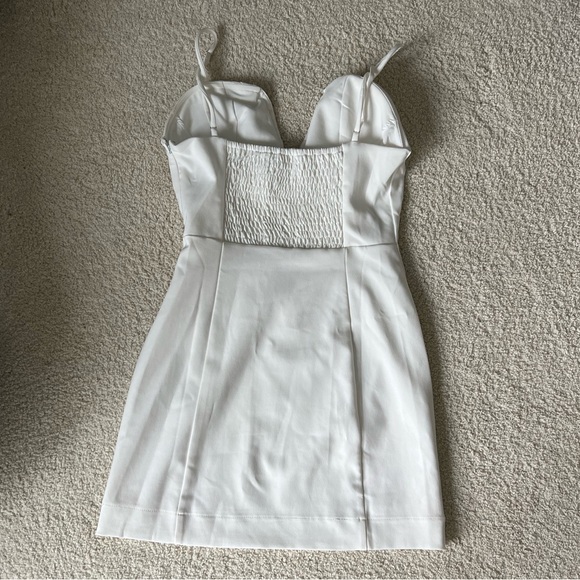 ASTR The Label White mini Dress - Picture 4 of 5